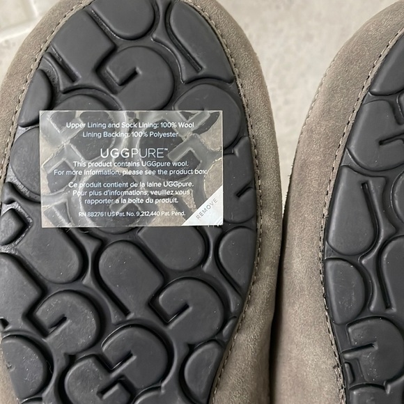 UGG Men’s ASCOT Slipper Size 8 main image 12